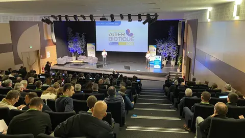 L'assemblée plénière du congrès national Alterbiotique de 2023.