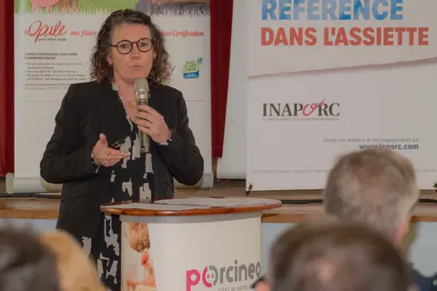 Chrystèle Amiaud, présidente du groupement Porcinéo, à l’assemblée générale