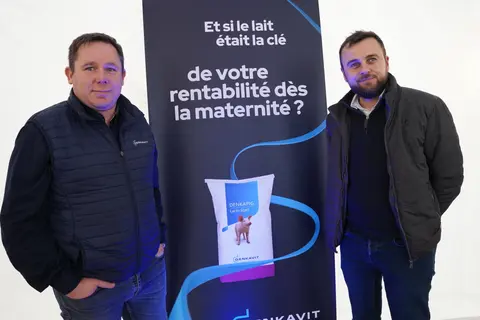 Samuel Le Hoanen, délégué technico-commercial porc Denkavit et Clément Moire, chef produit porcelets Denkavit.