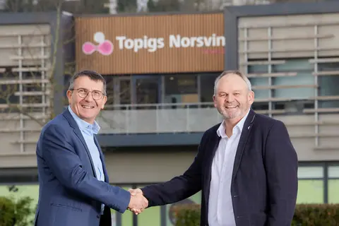 De gauche à droite : Jean-Jacques Simon, nouveau directeur général et Rémi Maguer.